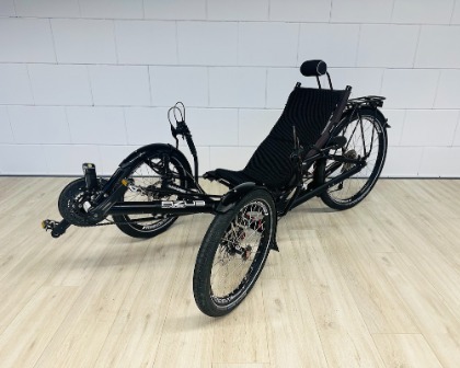 Azub T-Tris 26 zwart